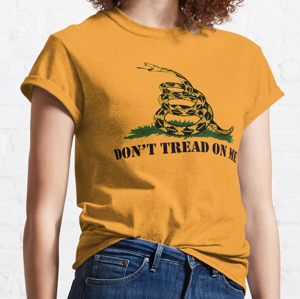 Republican Conservative Gifts - Gadsden Flag Don't Tread on Me Gift Ideas for Patriotic Right Wing American Republicans Classic T-Shirt
