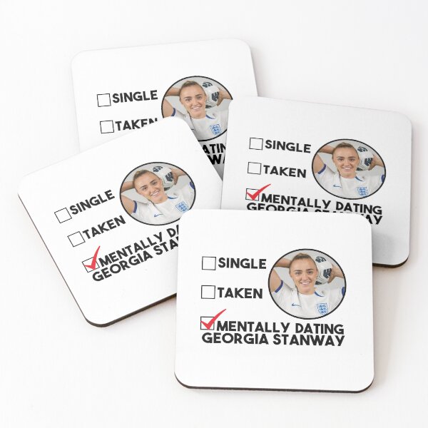 Artikelvorschau, Mentally Dating Georgia Stanway, Lustiges Tee-Kaffee-Fußball-Geschenk entworfen und verkauft von POPCulturejb.