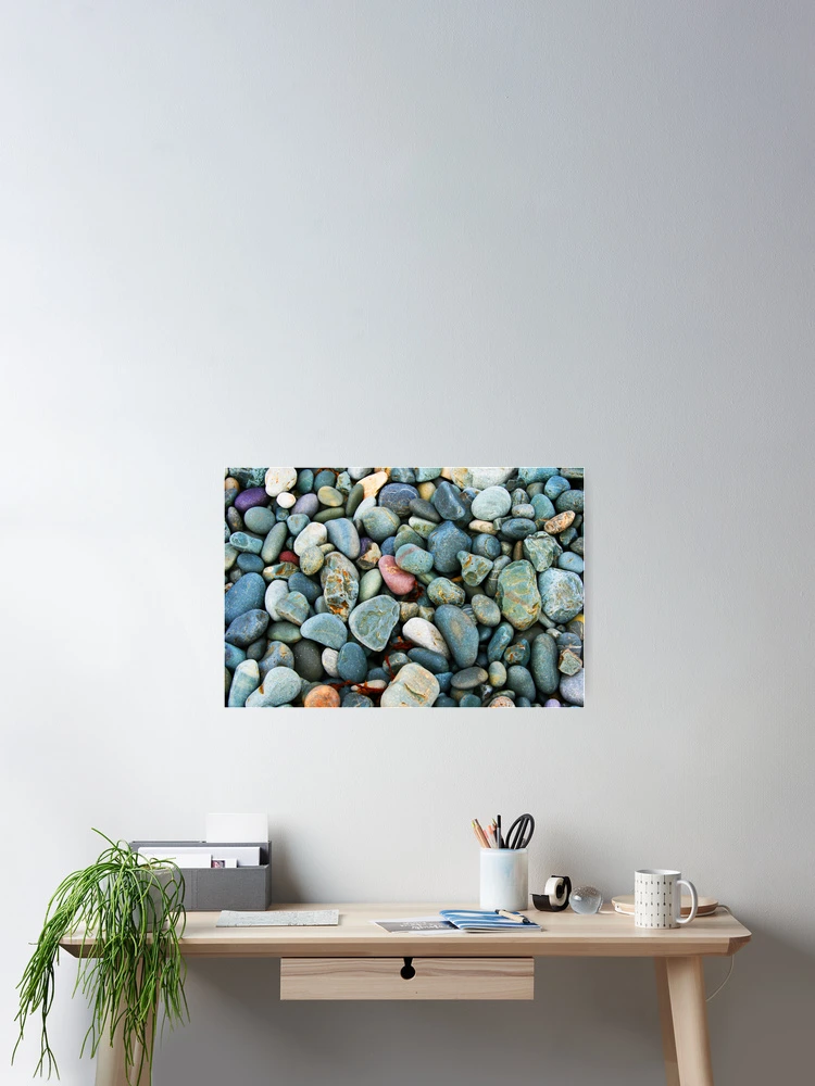Aperçu 2 sur 3. Poster avec l'œuvre Beach Rocks créée et vendue par Katrin21.