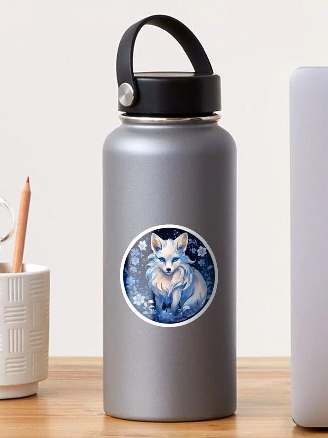 Imagen 1 de 3, Pegatina con la obra Frosted Fox, diseñada y vendida por RiffraffDesigns.