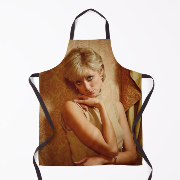 Item preview, Elizabeth Debicki designed and sold by AIMNEND.