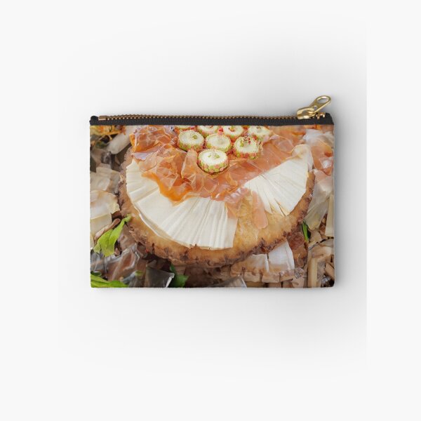 Item preview, macaron cake designed and sold by NAGNE.