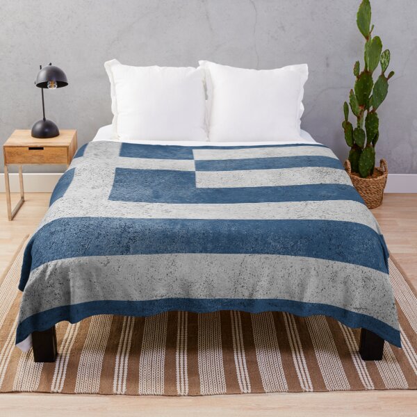 Aperçu de l'œuvre Drapeau de la Grèce en détresse, vieux, fané et usé (Η Γαλανόλευκη - Le bleu et le blanc) créée et vendue par STUDIO-72.