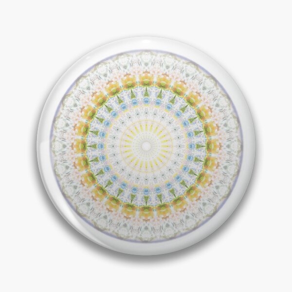 Artikelvorschau, Gänseblümchen-Mandala entworfen und verkauft von Lauren-Amanda.