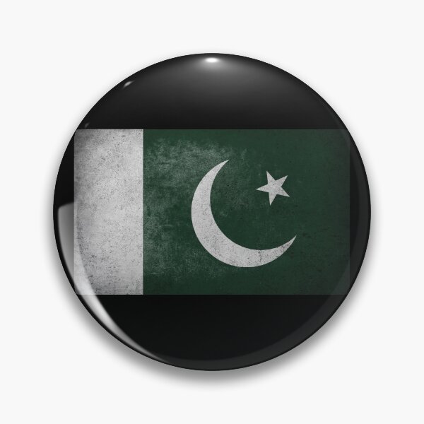 Artikelvorschau, Beunruhigte, alte, verblasste und abgenutzte Flagge Pakistans (پرچمِ ستارہ و ہلال – Flagge des Sterns und des Halbmonds) entworfen und verkauft von STUDIO-72.