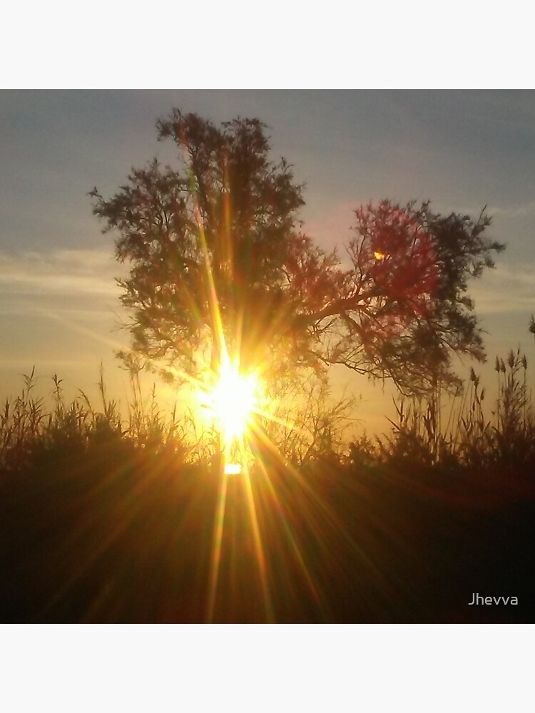 Imagen 3 de 3, Lámina fotográfica con la obra LUZ, diseñada y vendida por Jhevva.