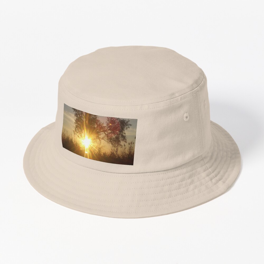Vista previa del artículo con la obra «Gorro de pescador», diseñado y vendido por Jhevva.