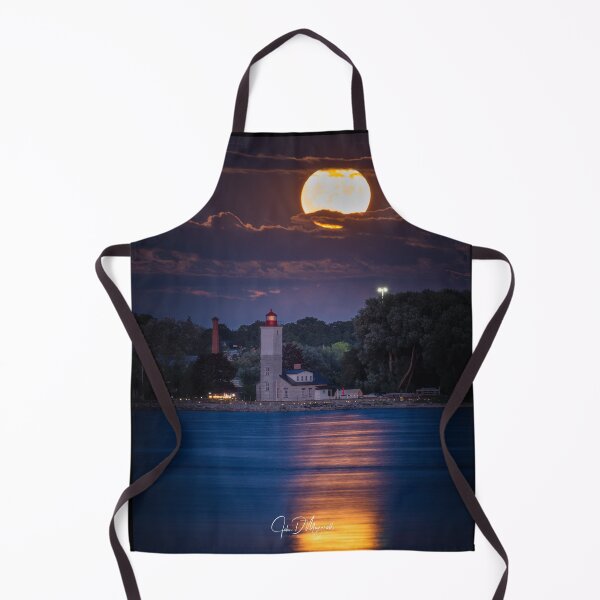 Item preview, Luna llena sobre el faro de Ogdensburg designed and sold by John Mazerall.