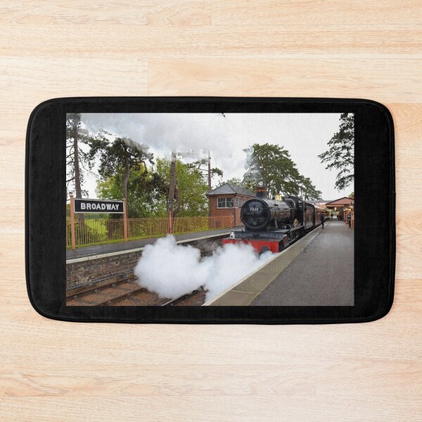 Item preview, GWR Dinmore Manor at Broadway Station designed and sold by Random Railways.