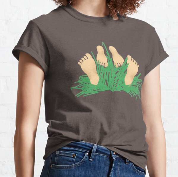 Love is in the air Classic T-Shirt