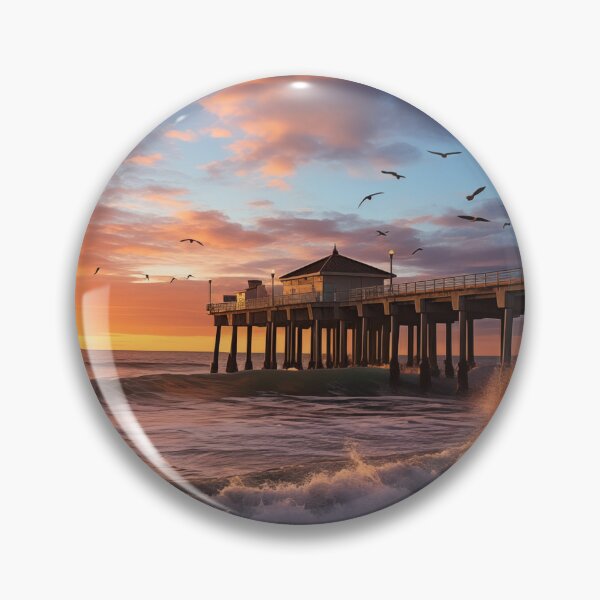 Artikelvorschau, Sandstrand mit Pier bei Sonnenuntergang in Langzeitbelichtung - Landschaftsfotografie entworfen und verkauft von TheArtistOf2022.