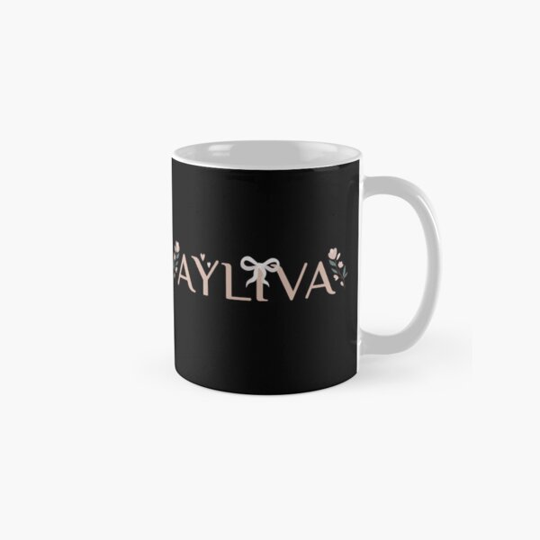 Aperçu de l'œuvre ayliva avec arc et fleurs créée et vendue par janesfandesigns.