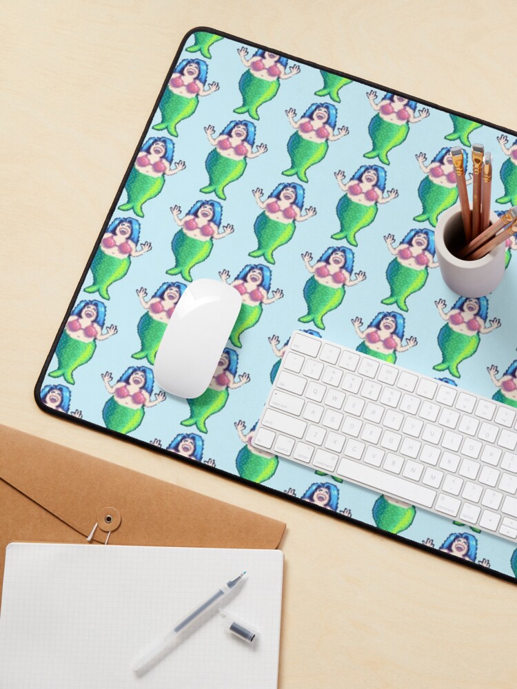Aperçu 3 sur 5. Tapis de souris avec l'œuvre Sirène de Stardew Valley créée et vendue par r9440.