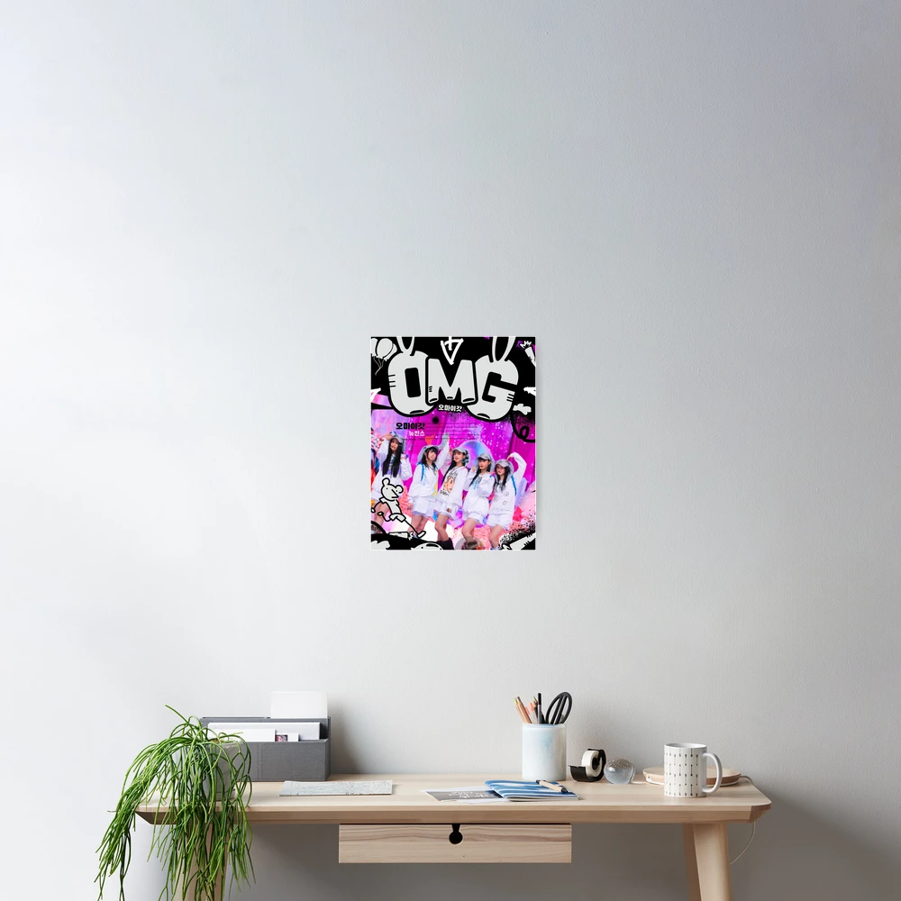 New Jeans: OMG Poster