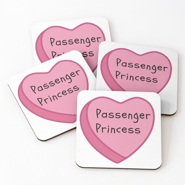 Artikelvorschau, Passenger Princess Candy Konversation Herz Rosa entworfen und verkauft von NimuehArt.