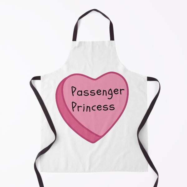 Artikelvorschau, Passenger Princess Candy Konversation Herz Rosa entworfen und verkauft von NimuehArt.