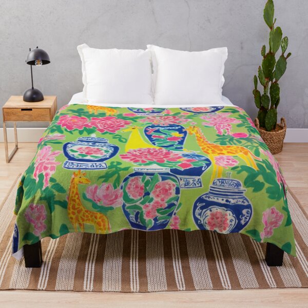 Item preview, Jirafas de muy buen gusto y frascos chinoiserie en verde lima designed and sold by SophieClimaArt.