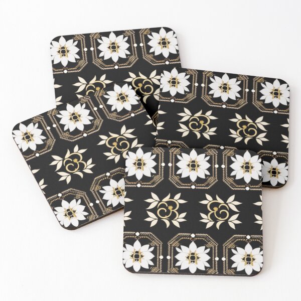 Artikelvorschau, Goldfarbenes R-Monogramm-Design mit weißen Blumen entworfen und verkauft von Roxburylane.