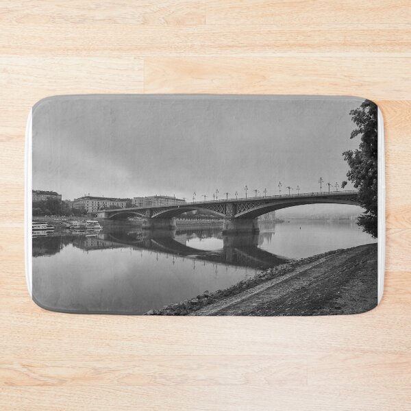 Item preview, Margit Híd in Budapest designed and sold by Tilosparty30.