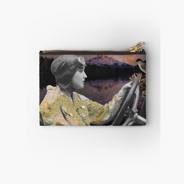 Item preview, Vintage girl traveling designed and sold by Susana San Martín.