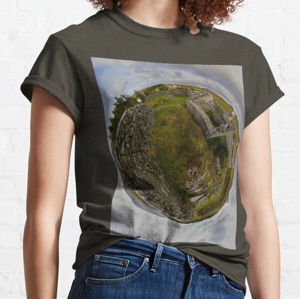 Ruins at Cashelnagor, County Donegal, Ireland Classic T-Shirt