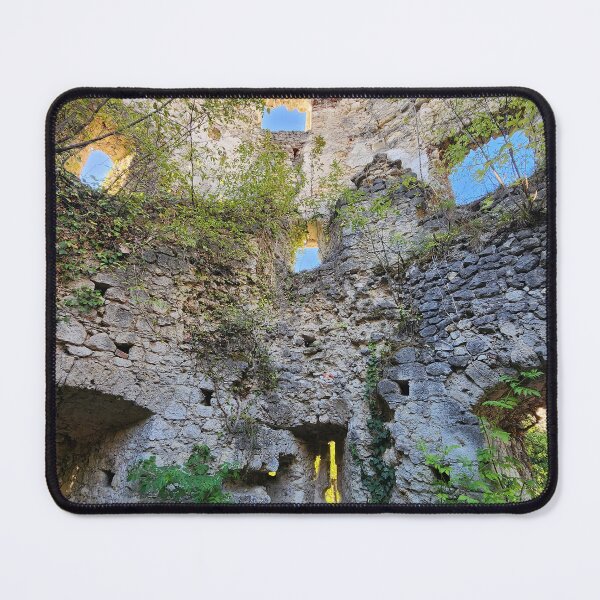 Artikelvorschau, Im Schloss Samobor entworfen und verkauft von CESW Photography.
