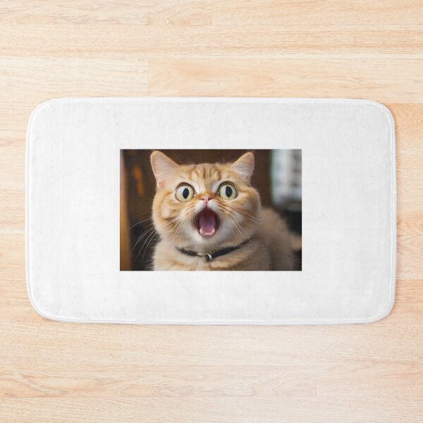 Aperçu de l'œuvre Whiskerwiggle - Joli chat surpris créée et vendue par JCatDesign.