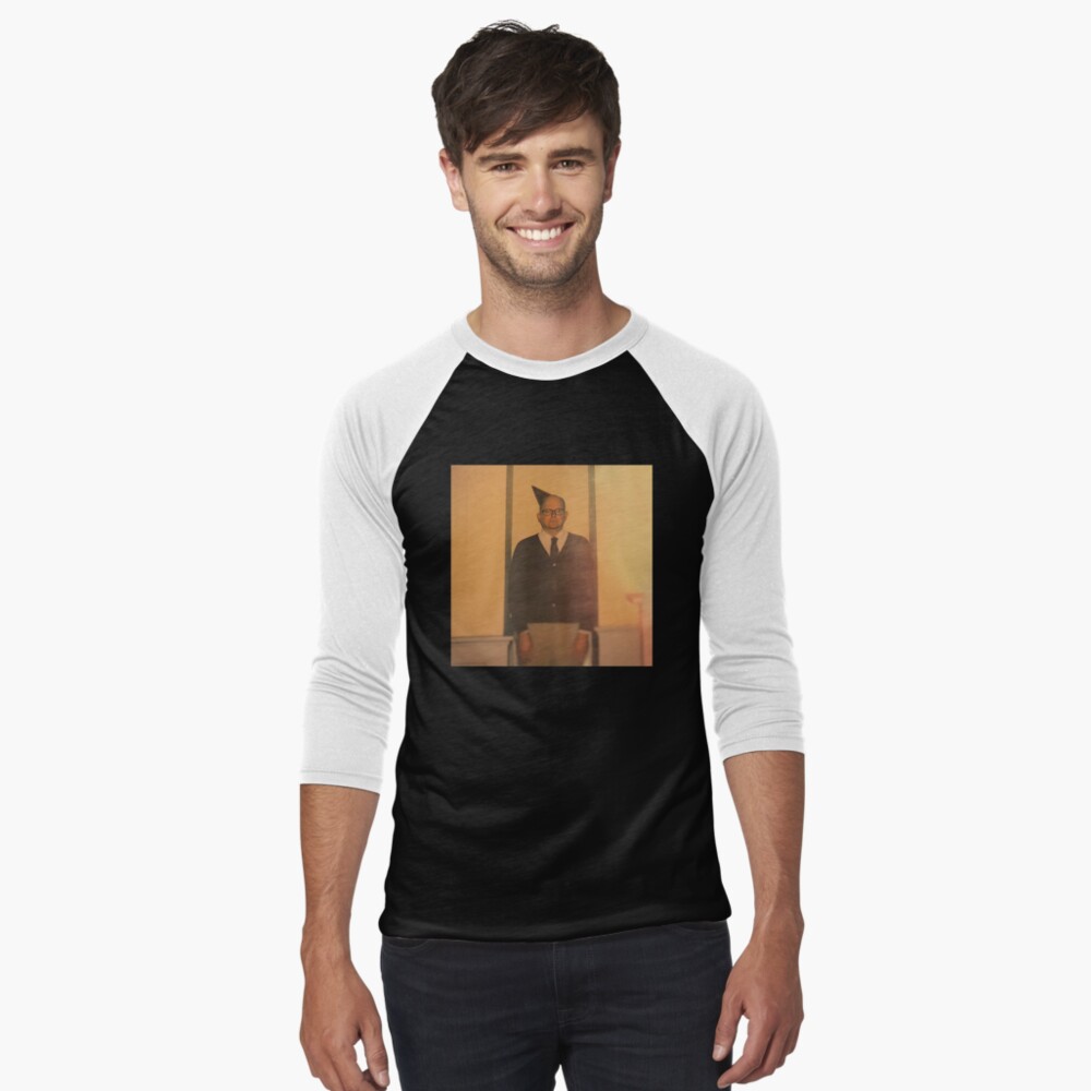 Aperçu de l'œuvre T-shirt baseball manches ¾ créée et vendue par mendozatolens.