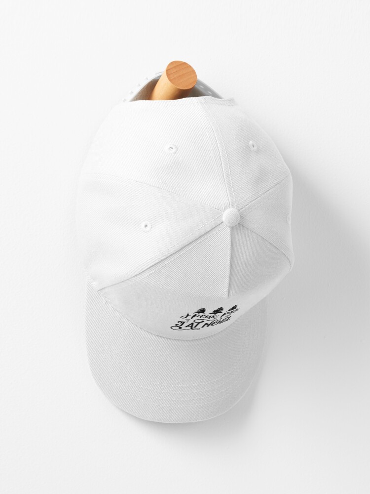 Aperçu 2 sur 7. Casquette avec l'œuvre J'peux pas j'ai Noël créée et vendue par enFRANCAISsvp.