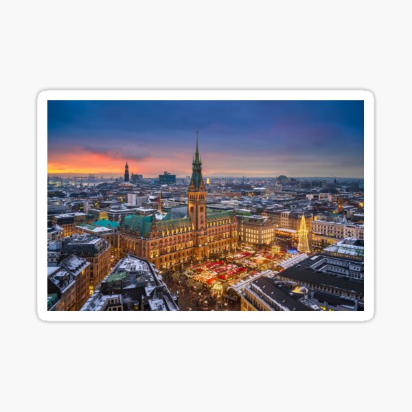 Artikel-Vorschau von Rathaus und Weihnachtsmarkt in Hamburg, Deutschland, designt und verkauft von Mapics.