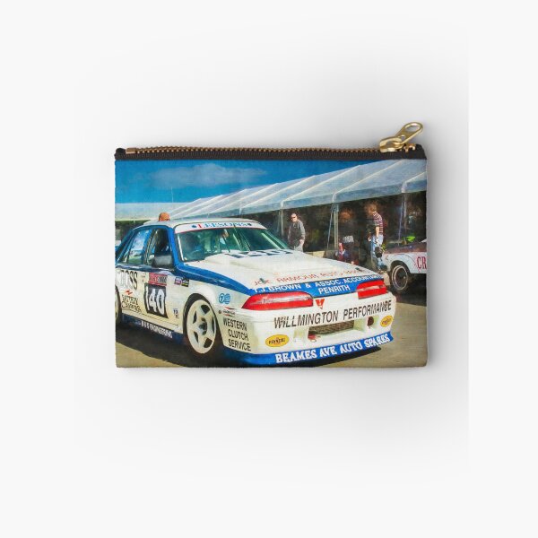 Artikelvorschau, Garry Willmington Gruppe Ein Commodore entworfen und verkauft von Stuart Row.