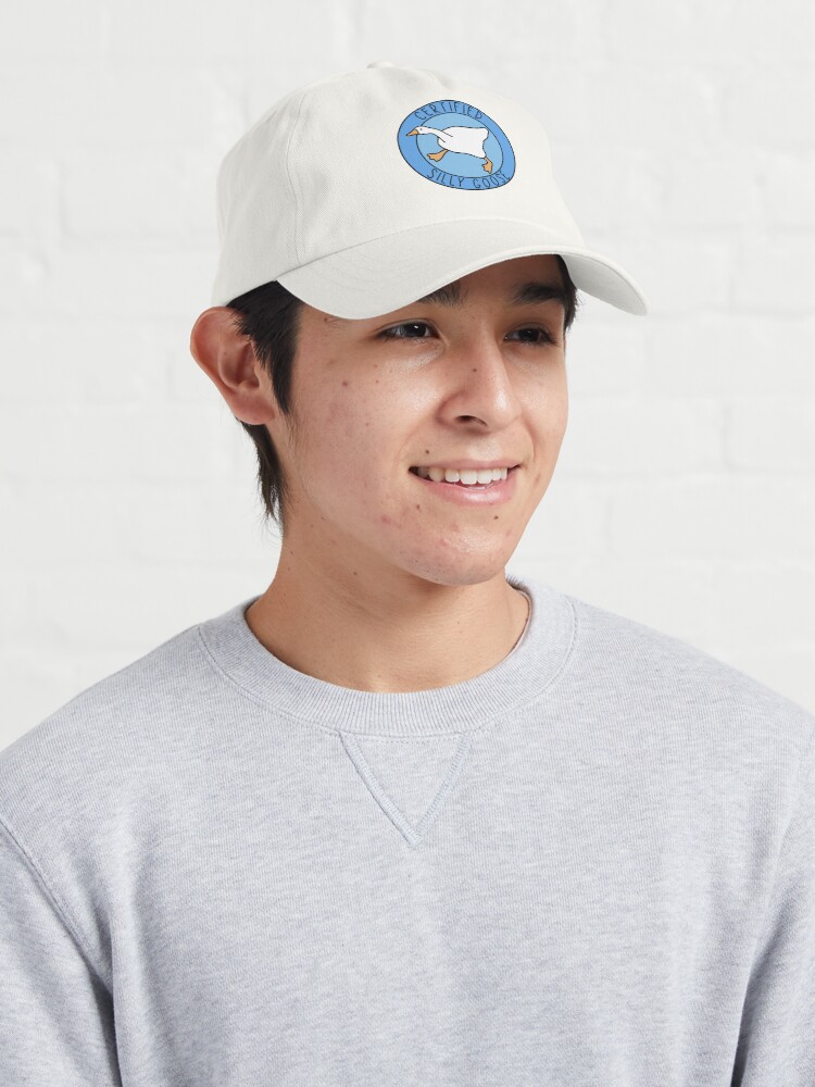 Aperçu 3 sur 7. Casquette avec l'œuvre Bleu certifié Silly Goose créée et vendue par Chanaika4.