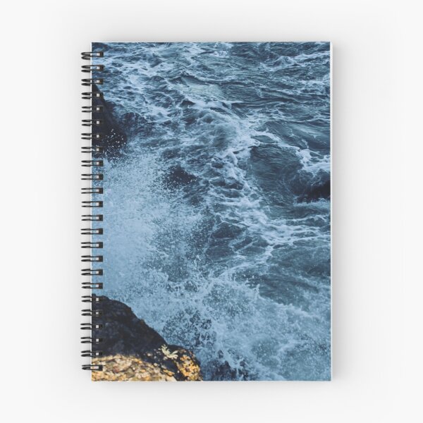 Aperçu de l'œuvre Motif de la mer du Nord créée et vendue par Louise  Corr.