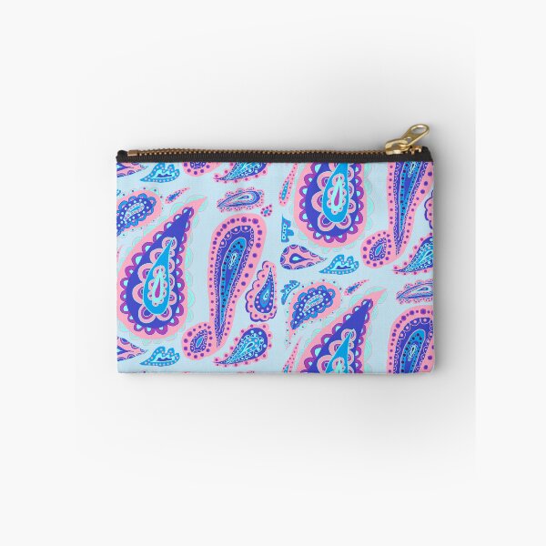 Artikelvorschau, Hellhimmelblaue Paisley-Muster entworfen und verkauft von zzzozzo.