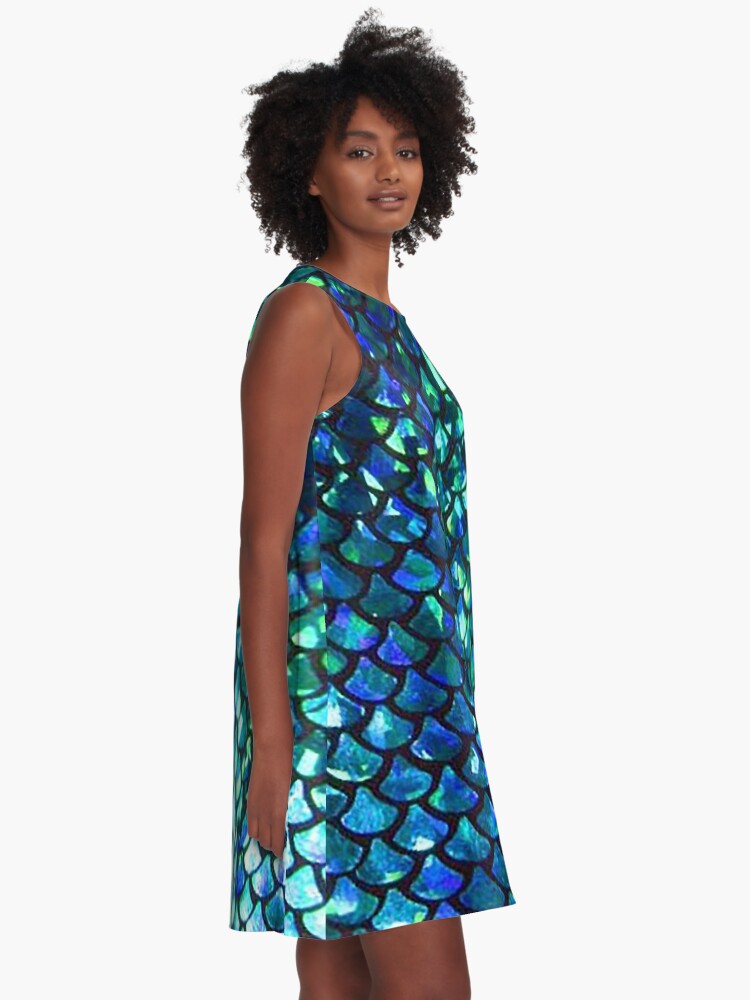 Green hotsell scale dress