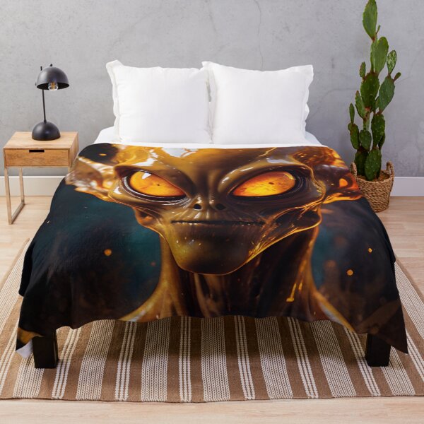 Artikelvorschau, The Fire Alien Space Invader entworfen und verkauft von TheArtOfPat.
