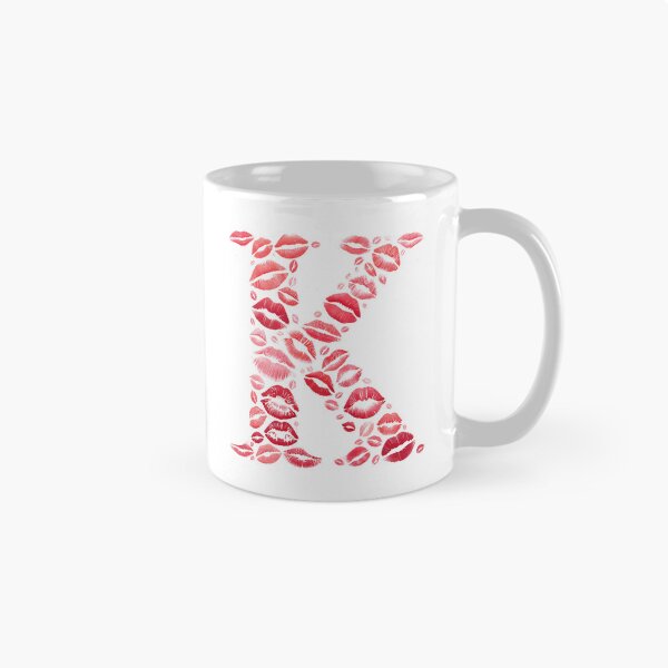 Aperçu de l'œuvre Tee Shirt Bisous - T Shirt Bisous Lettre K créée et vendue par hero08.
