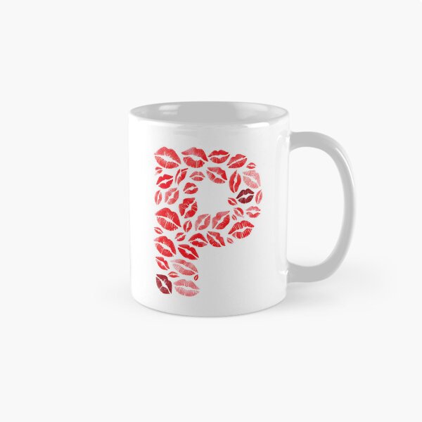 Aperçu de l'œuvre Tee Shirt Bisous - T Shirt Bisous Lettre P créée et vendue par hero08.