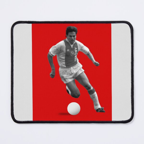 ur,mouse_pad_small_flatlay,