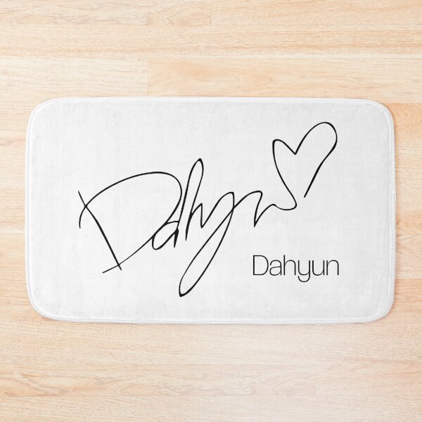 Item preview, Dahyun's autograph (with her name) designed and sold by SappyYellowCR.