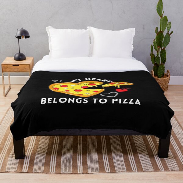 Item preview, Día de San Valentín: lindo y divertido regalo del día de San Valentín con amor y pizza designed and sold by TheVirtualSpace.