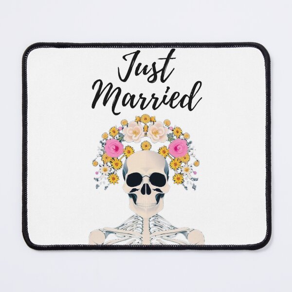 Item preview, Just Married Skull with Flowers Chaplet designed and sold by TheGaliga.