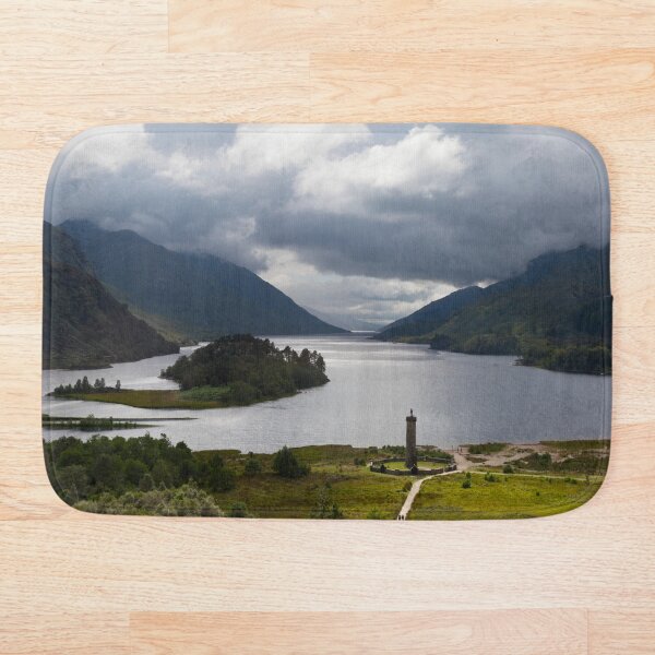 Aperçu de l'œuvre Glenfinnan Monument créée et vendue par Nick Atkin.