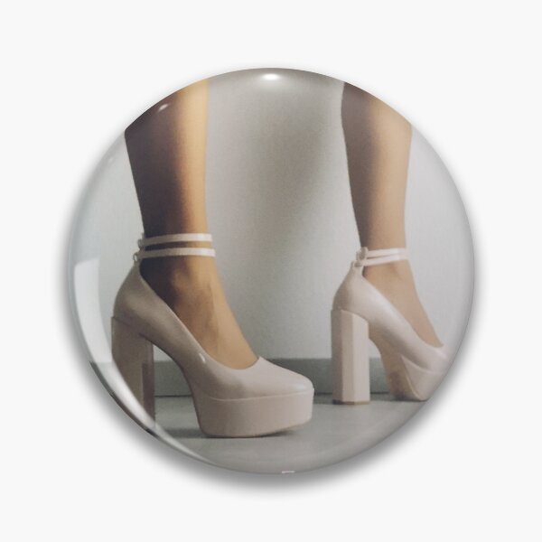 Artikelvorschau, Sexy high heels  entworfen und verkauft von LadyCandyG.