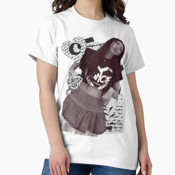 Artikel-Vorschau von Klassisches Design von Son Chaeyoung, designt und verkauft von breezydayid.