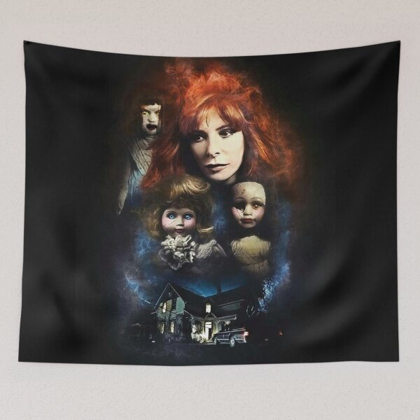 Artikelvorschau, Mylene Farmer Ghostland_movie T-Shirt entworfen und verkauft von MusicVibesTee.