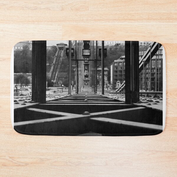Item preview, on the Chain Bridge, Budapest designed and sold by Tilosparty30.