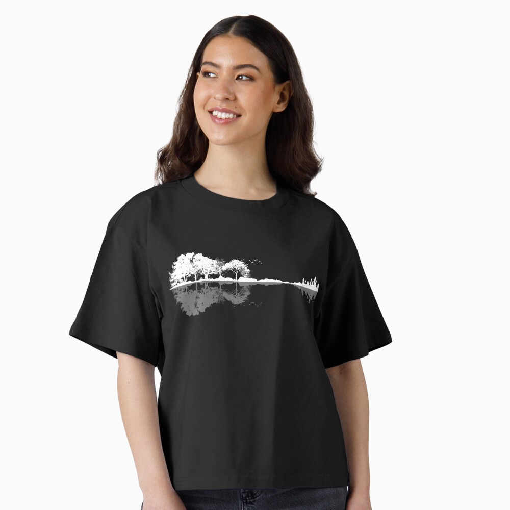 Vista previa del artículo con la obra «Camiseta holgada», diseñado y vendido por maryedenoa.