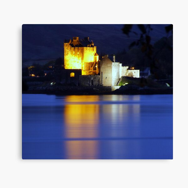 Eilean Donan Castle Canvas Print