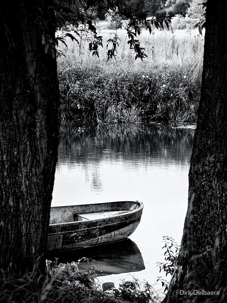 boat bw by Delbaere
